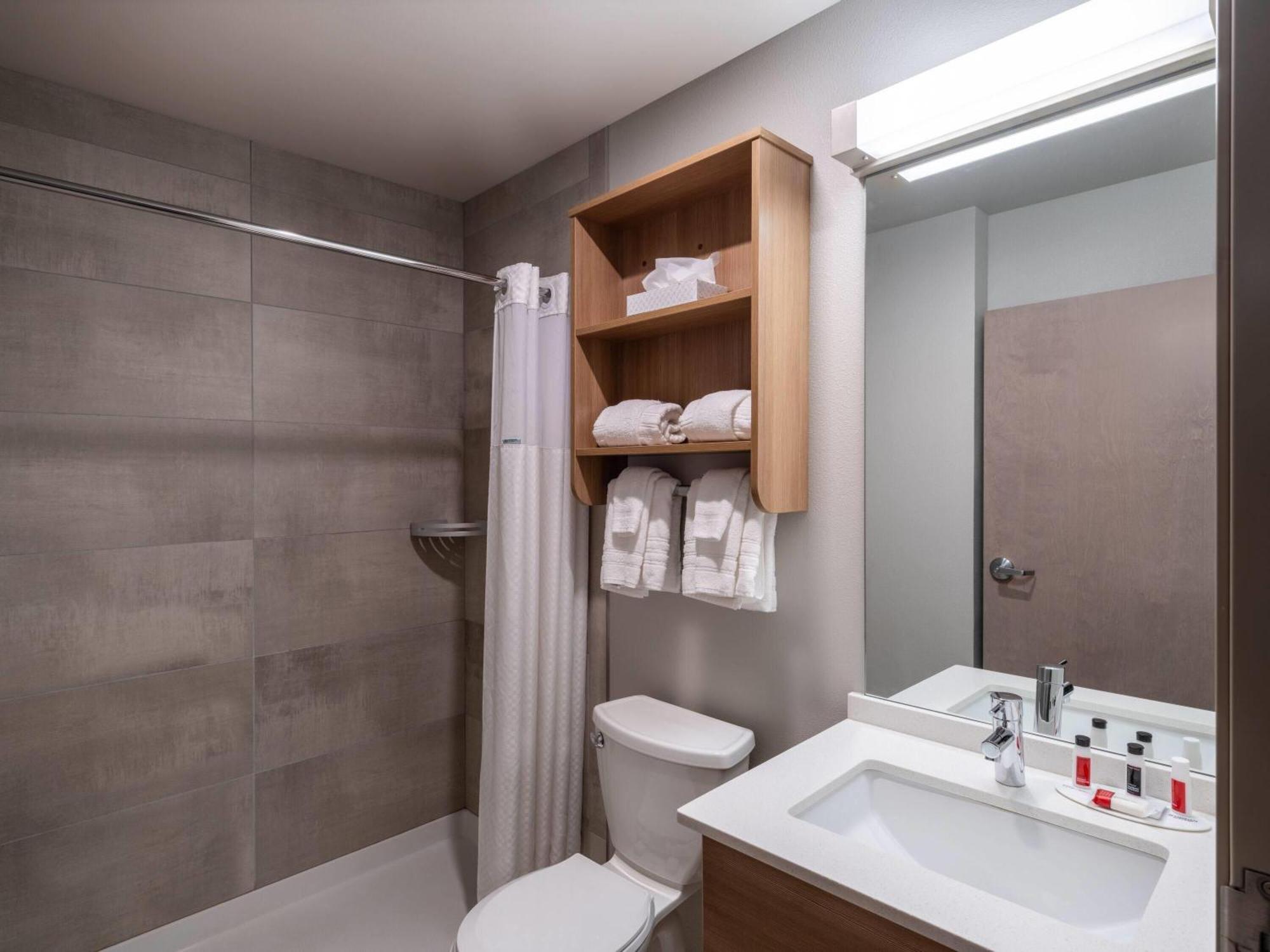 Microtel Inn & Suites By Wyndham Georgetown Lake Εξωτερικό φωτογραφία