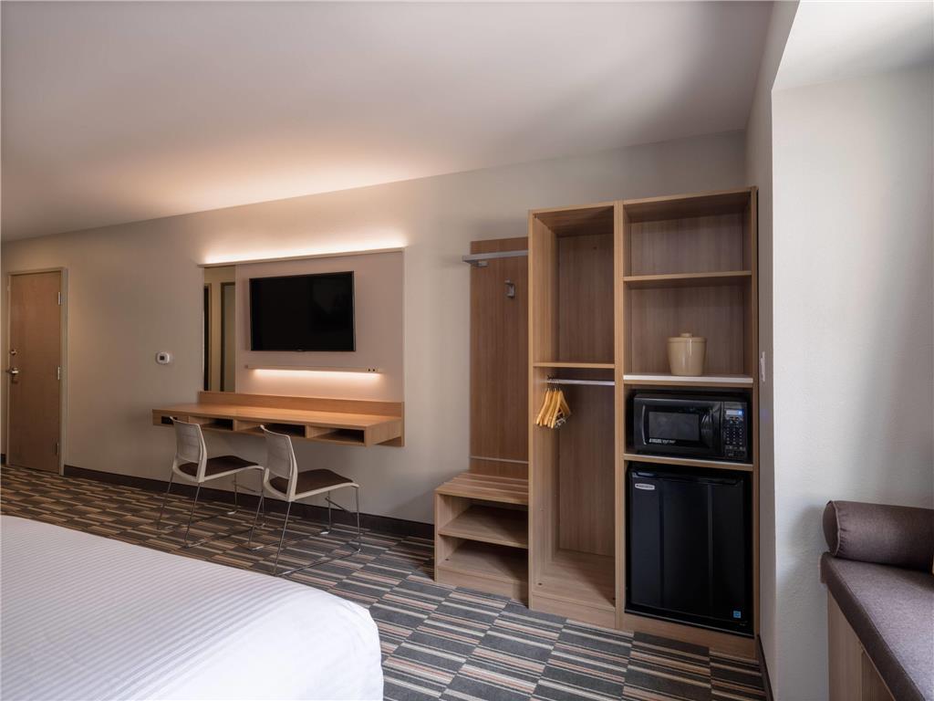 Microtel Inn & Suites By Wyndham Georgetown Lake Δωμάτιο φωτογραφία